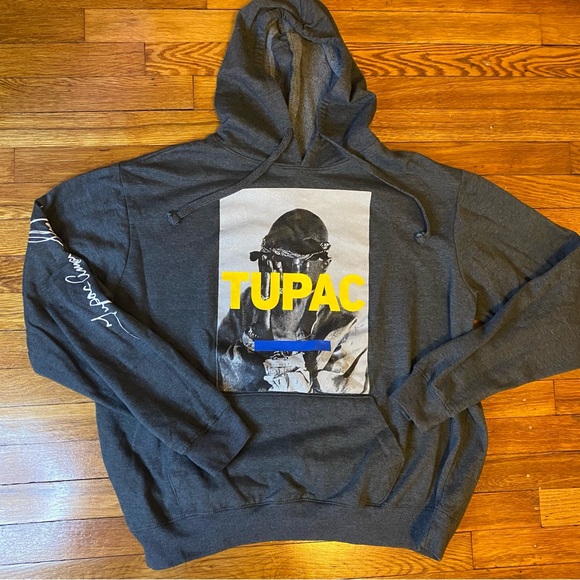 Urban Outfitters | Shirts | 2pac Tupac Shakur Hoodie | Poshmark